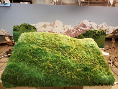 This 1/12 scale miniature grassy mountain field was created by Fonco for Del Taco's "The Hardest Working Hands in Fast Food" commercial.	
